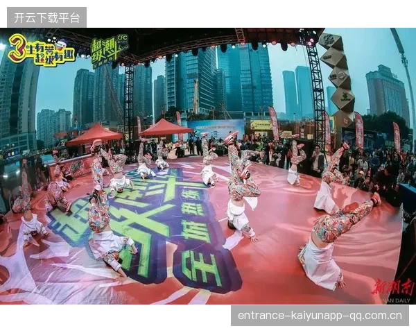 阿卡滑步太夸张,玩转潮流与运动的完美结合 阿卡滑步太夸张,玩转潮流与运动的完美结合